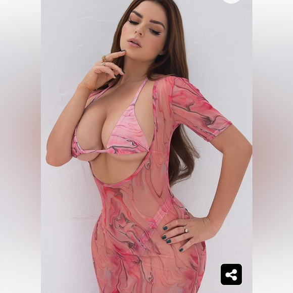 โผ๏ธ NWT ๐Hot PLT Pink Print Bikini Top ๐ plt bikini vacation PRETTY LITTLE THIN - Picture 3 of 7